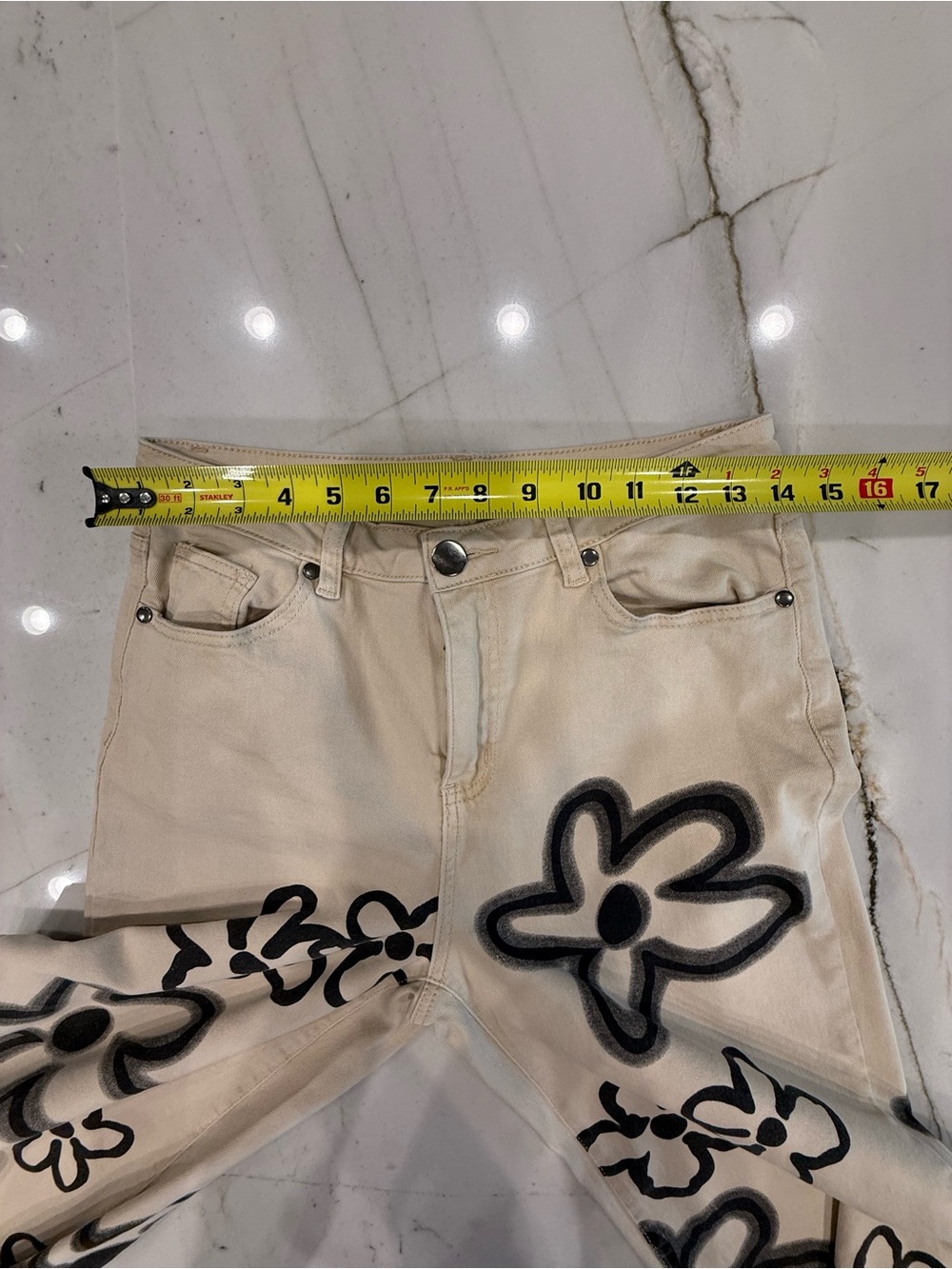 easel Cream Wide-Leg Jeans with Black Floral Graffiti - Picture 4 of 8